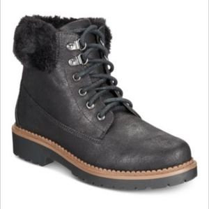Esprit Chelsea Memory-Foam Cold-Weather Lace-up Boots.